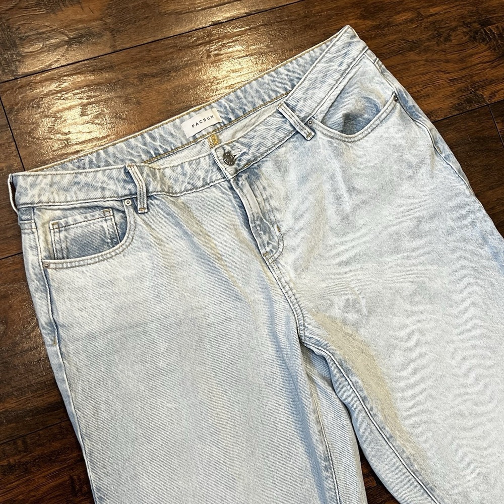 PacSun Low Rise Girlfriend Wide Leg Jeans Light Wash Size 31 - Picture 10 of 11